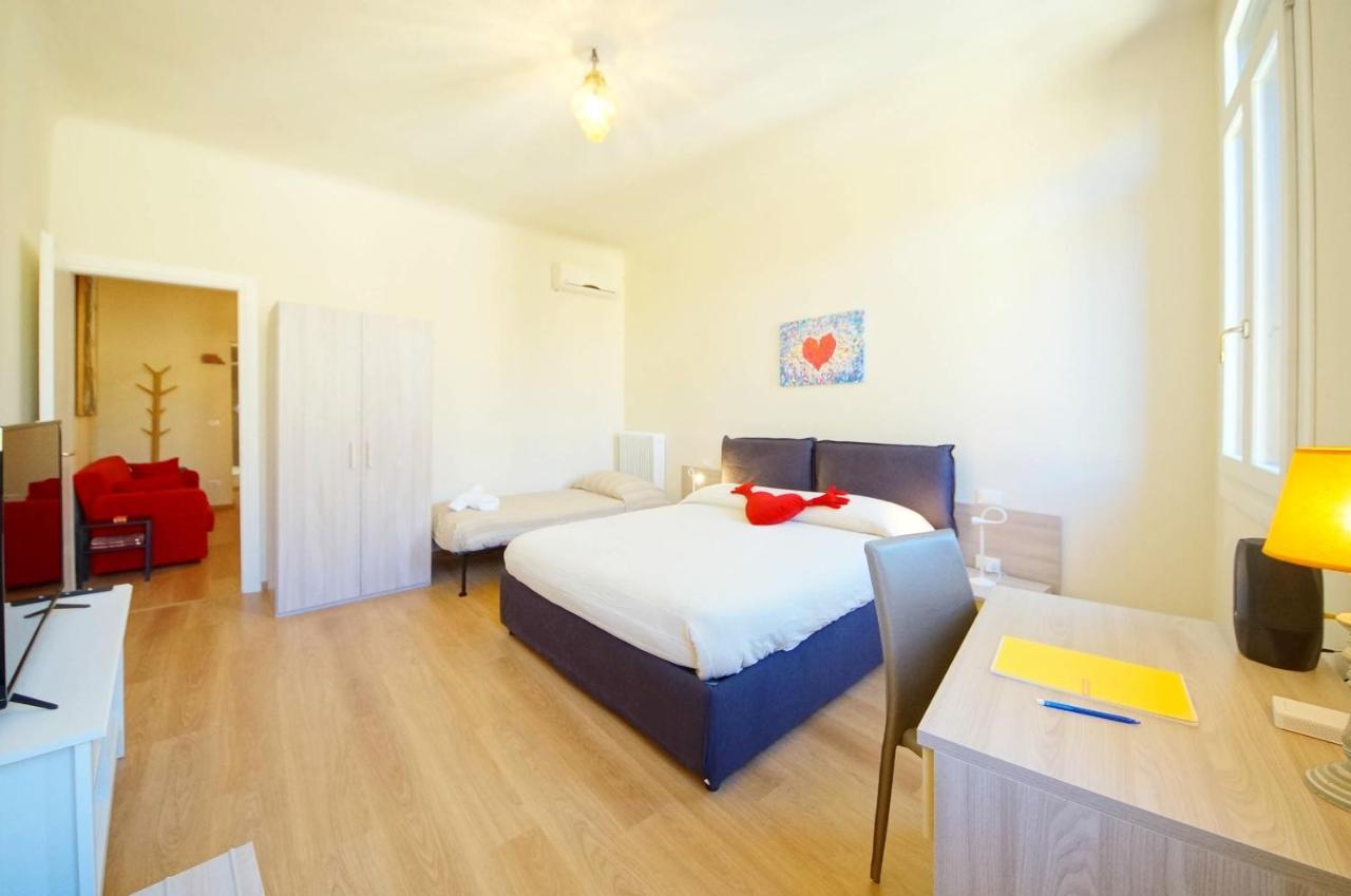 Ca' Circus 4 Rooms Wi-Fi Fibre Венеція Екстер'єр фото